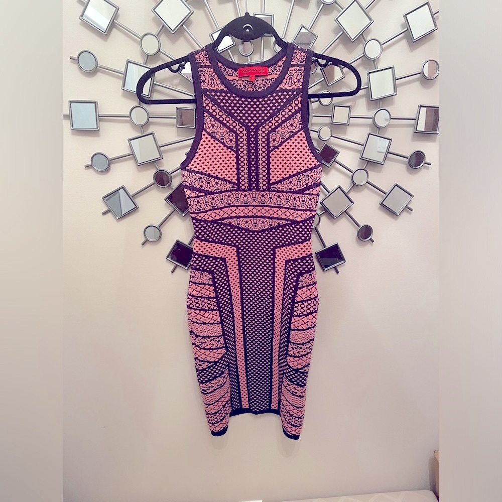 Wow Couture bodycon pink and navy dress size Small